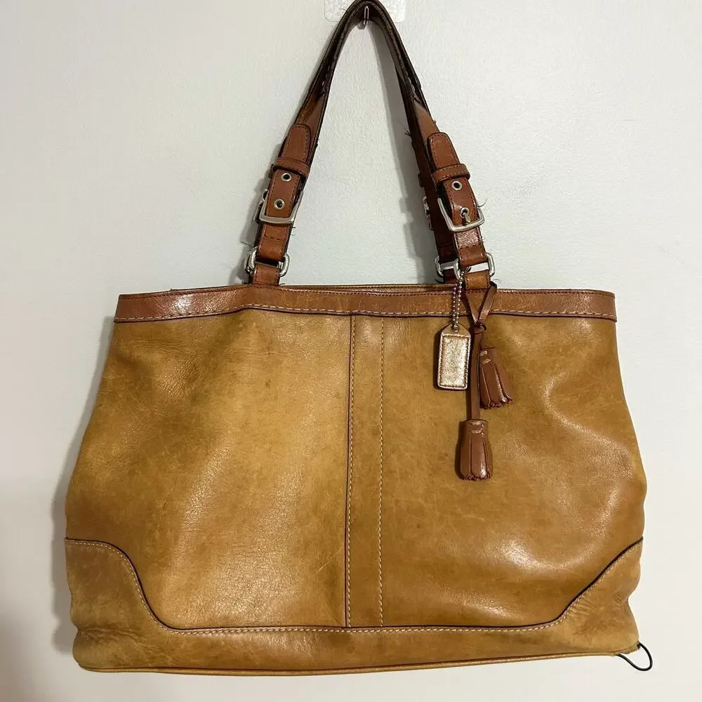 Vintage Y2K Authentic Coach Legacy Carryall Large Tan Beige Leather Tote Bag